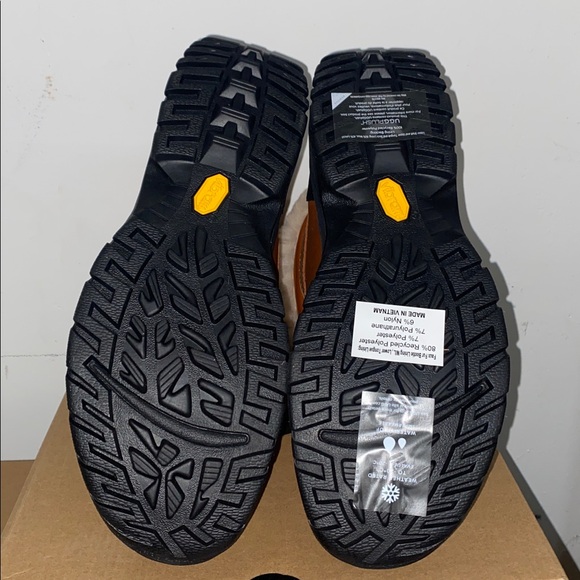 UGG BUTTE - Picture 4 of 6